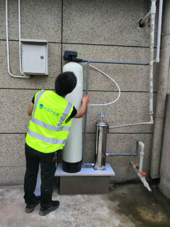 成都LR-3T軟化水設(shè)備廠家