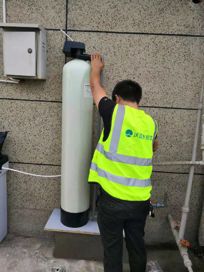 成都LR-3T軟化水設(shè)備廠家